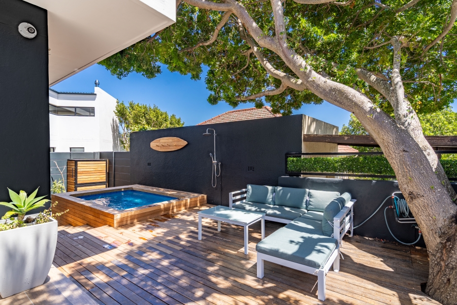 3 Bedroom Property for Sale in Camps Bay Western Cape